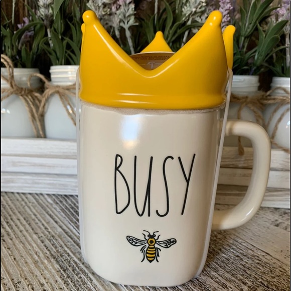 Queen Busy Bee Mug - Picture 3 of 3